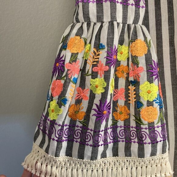 Velzera Striped Off Shoulder Vibrant Floral Embroidered Dress Medium - Picture 6 of 14